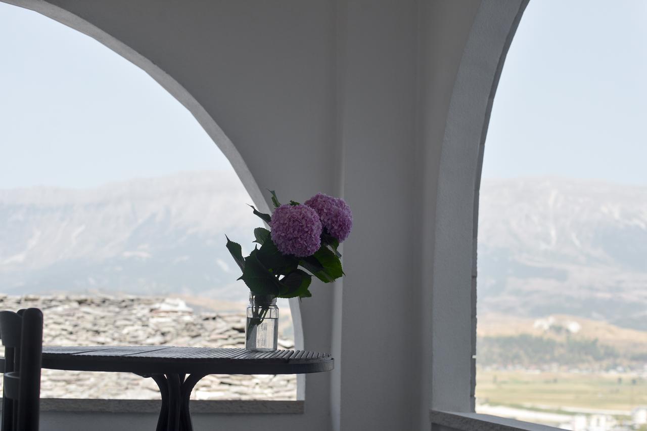 Hotel Kalemi 2 Gjirokastër Extérieur photo